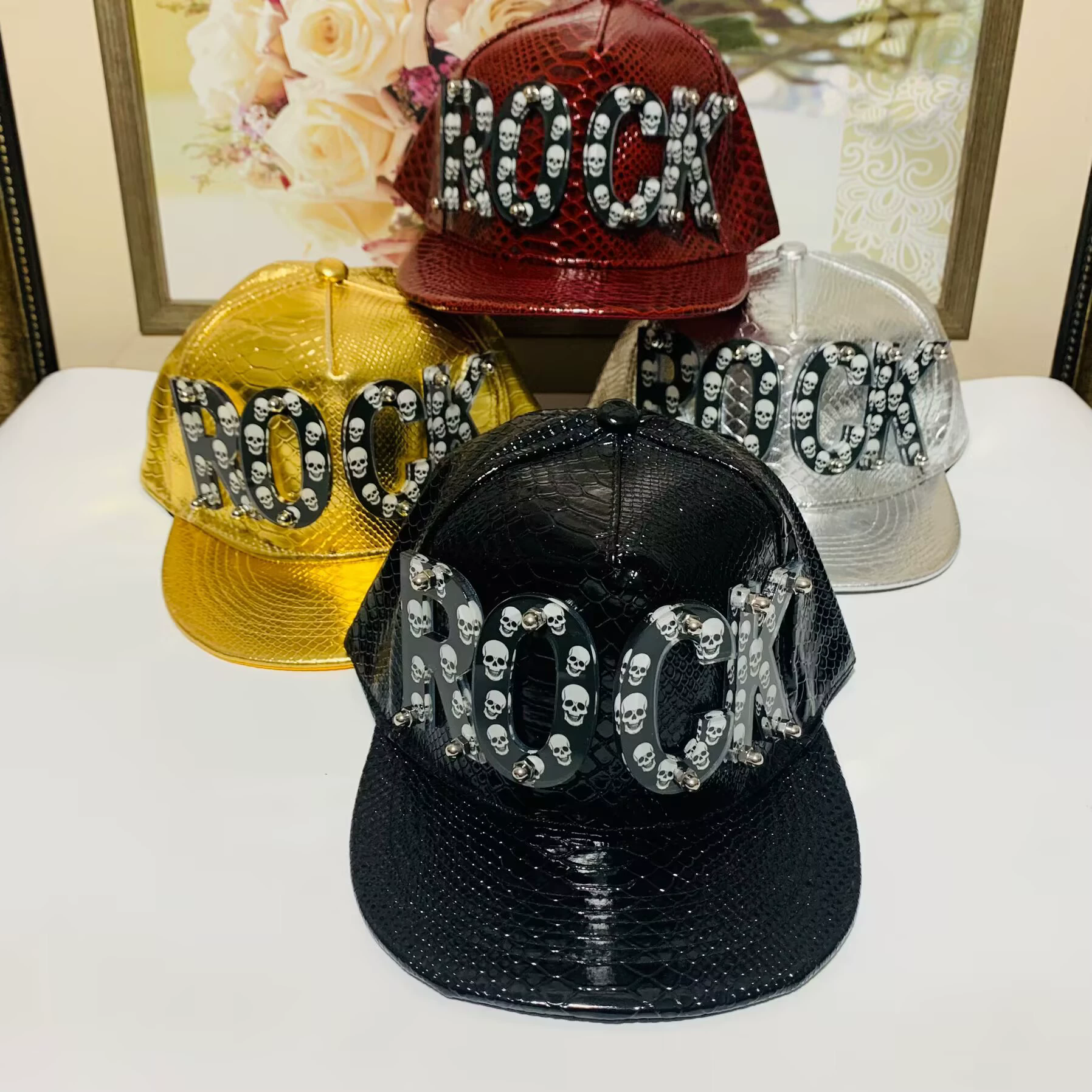 Street Fashion Roma - Men And women New Handmade Cool