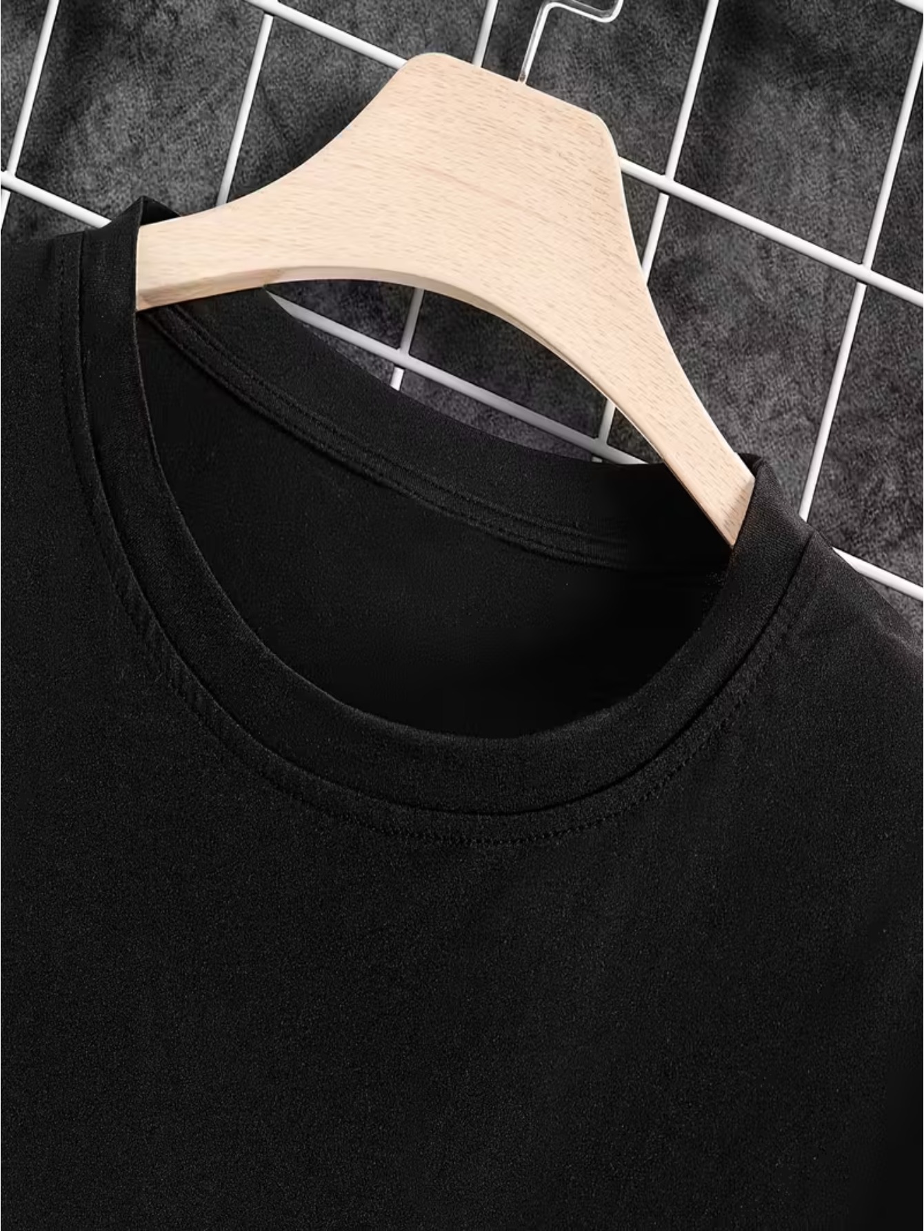 Printed T-Shirt - Orange and B - Street Fashion New York recensie en prijs