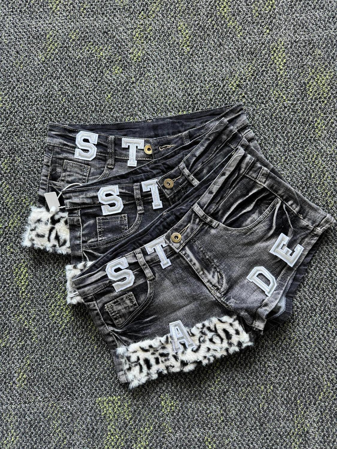 Y2k Embroidered Patch Denim Sh - Street Fashion Jeans recensie en prijs