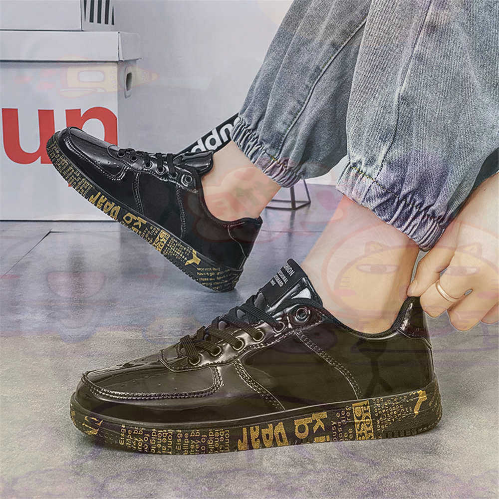 Round Foot Size 45 Sneakers Wh - Street Fashion Vietnam recensie en prijs