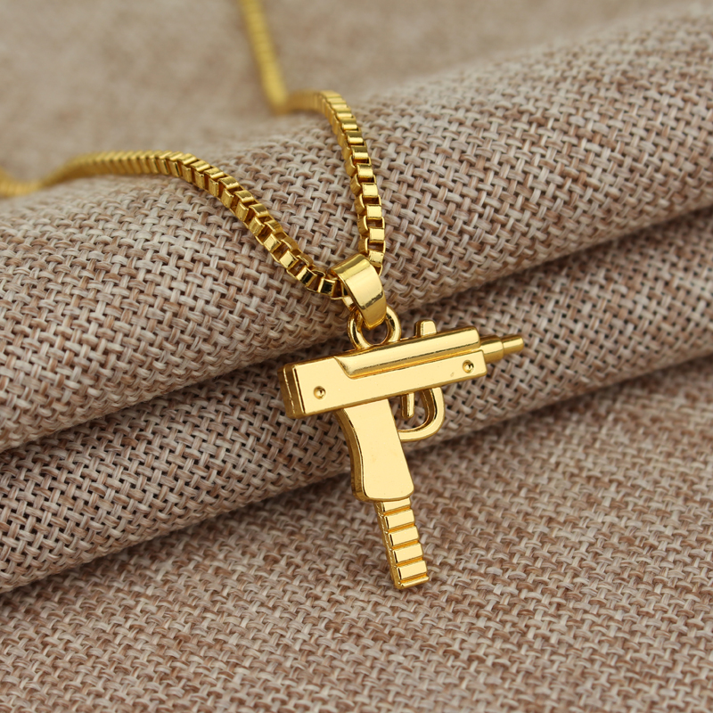 Trendy Uzi Gun Shaped Pendant  - Street Fashion Baggy recensie en prijs