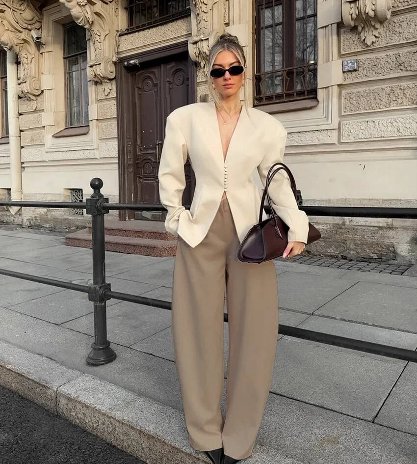 Lady Solid Waist Cinching Blaz - Street Fashion Taiwan recensie en prijs